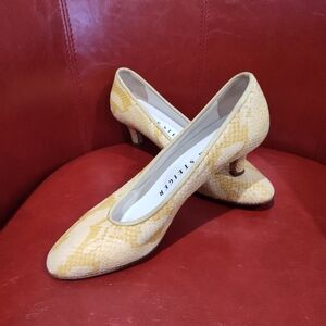 RARE Walter Steiger Yellow Snakeskin Heels